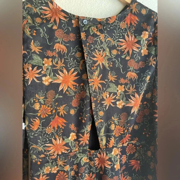 Chelsea 28 Puff Sleeve Satin Floral Dress NWT Size Small - Picture 6 of 9